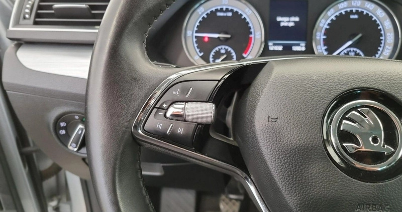 Skoda Superb cena 91900 przebieg: 121030, rok produkcji 2021 z Modliborzyce małe 326